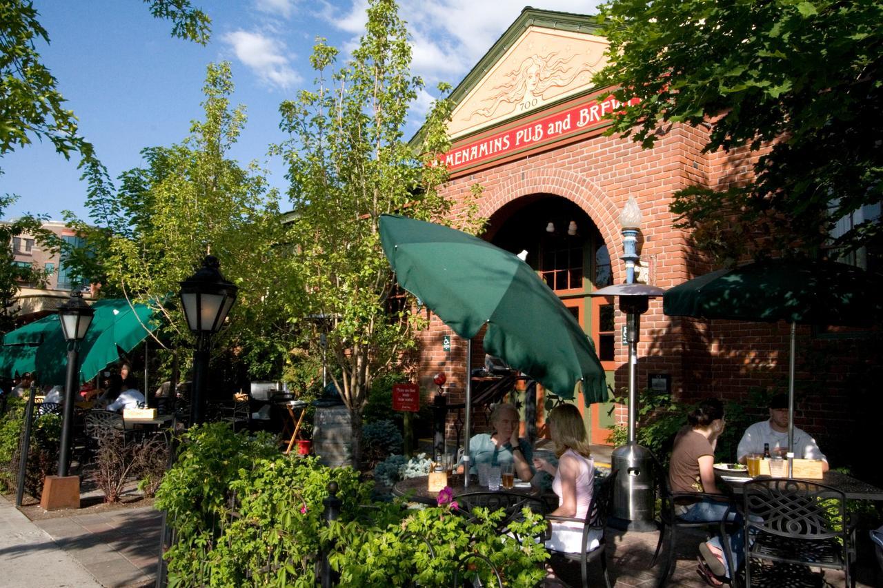 Mcmenamins Old St. Francis School 3* Bend