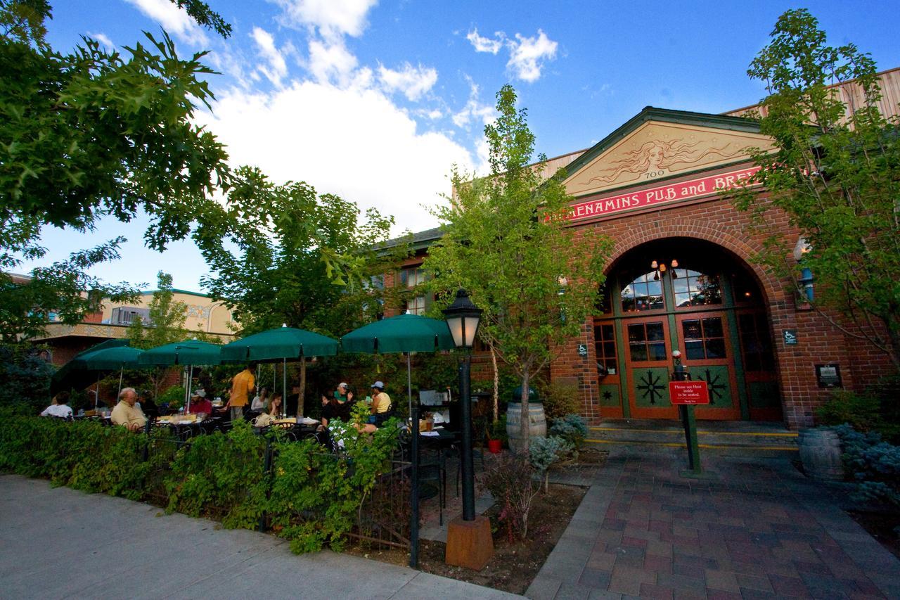 Mcmenamins Old St. Francis School 3* Bend