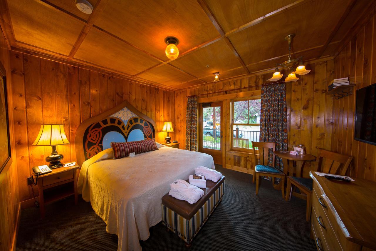 Hotel Mcmenamins Old St. Francis School 3*